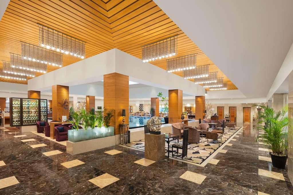 Radisson Blu Hotel Ranchi Interior photo